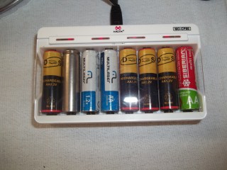 Carregador MOX Para 8 pIlhas.